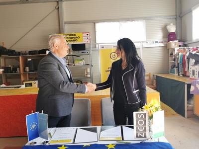 Kotiček za ponovno uporabo še delujočih električnih in elektronskih aparatov 4